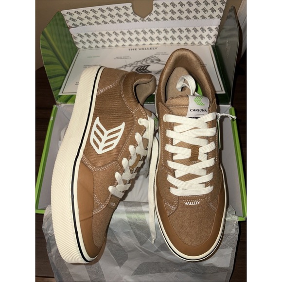 Cariuma Shoes - NIB Cariuma Vallely Men's 9 Women's 10.5 Camel Logo Sneaker Vegan Skate Lace Up